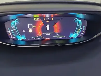 Photo 43 Peugeot 3008  Hybrid 225 e-EAT8