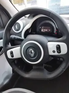Photo 14 Renault Twingo  III Achat Intégral - 21