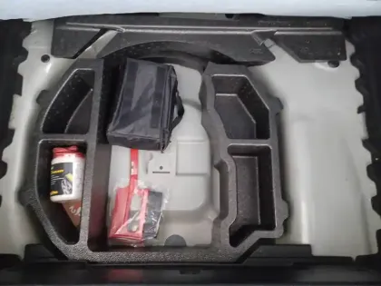 Photo 15 Peugeot 208  BlueHDi 100 S&S BVM6