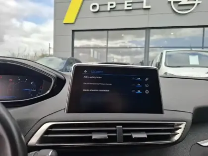 Photo 39 Peugeot 5008  BlueHDi 130ch S&S BVM6