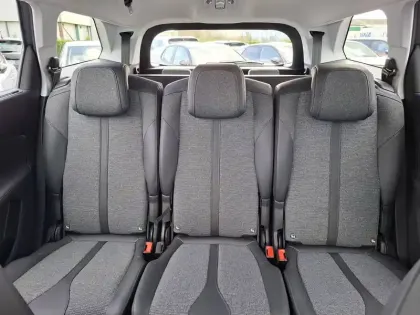 Photo 25 Peugeot 5008  BlueHDi 130ch S&S BVM6