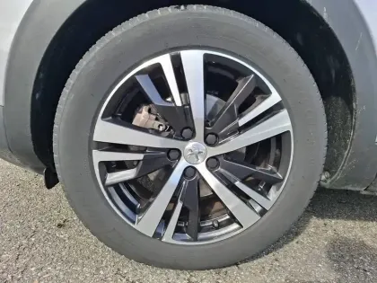 Photo 15 Peugeot 5008  BlueHDi 130ch S&S BVM6