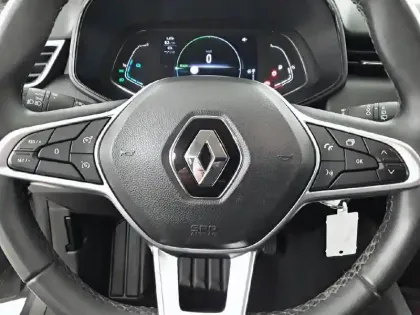 Photo 8 Renault Clio  E-Tech hybride 145