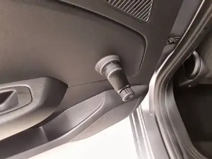 Photo 22 Renault Clio  E-Tech hybride 145