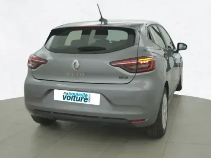 Photo 28 Renault Clio  E-Tech hybride 145