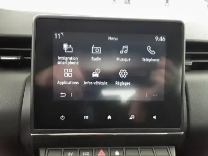 Photo 17 Renault Clio  E-Tech hybride 145