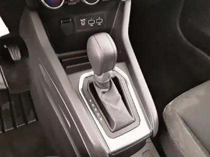 Photo 13 Renault Clio  E-Tech hybride 145