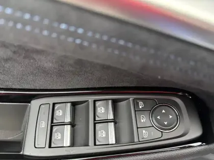 Photo 72 Renault Austral  E-Tech full hybrid 200 GSR2