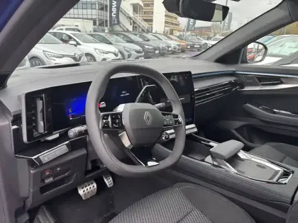 Photo 69 Renault Austral  E-Tech full hybrid 200 GSR2