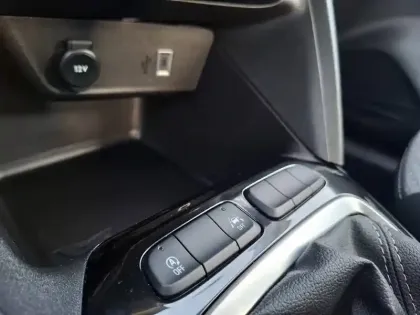 Photo 75 Opel Corsa  1.2 75 ch BVM5