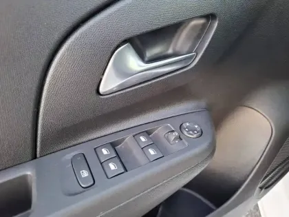 Photo 63 Opel Corsa  1.2 75 ch BVM5