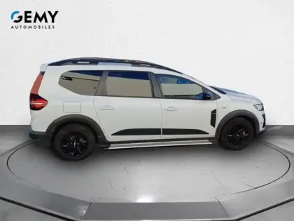 Photo 18 Dacia Jogger  Hybrid 140 7 places