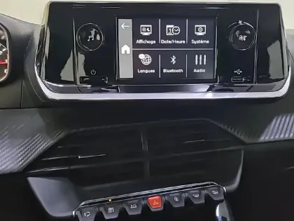 Photo 48 Peugeot 208  PureTech 75 S&S BVM5