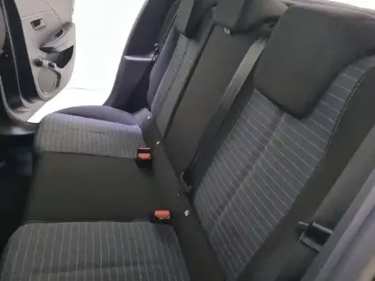 Photo 39 Peugeot 208  PureTech 75 S&S BVM5