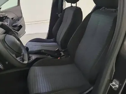 Photo 38 Peugeot 208  PureTech 75 S&S BVM5