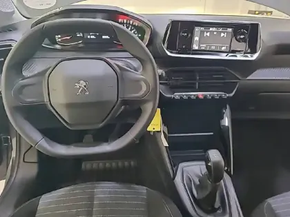 Photo 62 Peugeot 208  PureTech 75 S&S BVM5