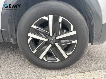 Photo 10 Peugeot 2008  Electrique 54 kWh 156 ch