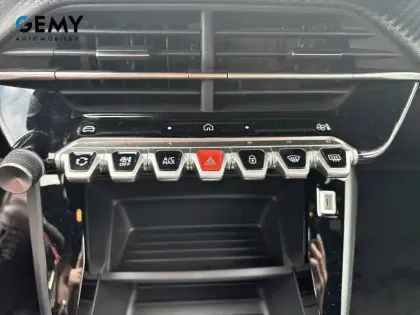 Photo 16 Peugeot 2008  Electrique 54 kWh 156 ch