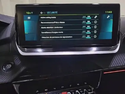 Photo 22 Peugeot 2008 Gén. II Ph1 NG GT 5