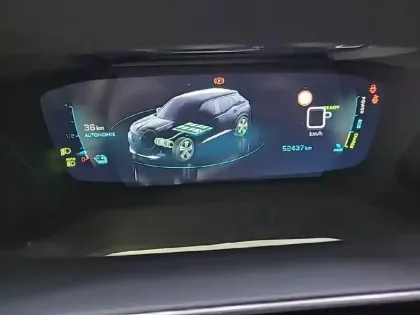 Photo 10 Peugeot 2008 Gén. II Ph1 NG GT 5