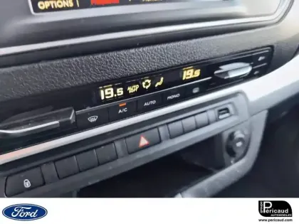 Photo 38 Citroën Jumpy  CAB APPROFONDIE XL BLUEHDI 145 S&S EAT8