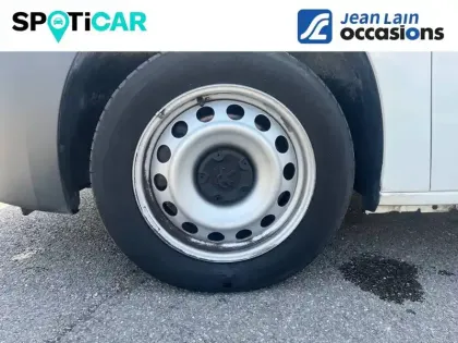 Photo 12 Peugeot Partner  FOURGON STANDARD 650 KG BLUEHDI 130 S&S BVM6