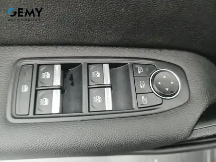 Photo 11 Renault Captur Gén. II (HJB) Ph1 Intens 5