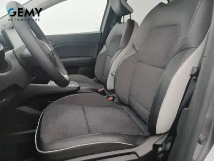 Photo 8 Renault Captur Gén. II (HJB) Ph1 Intens 5