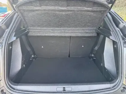 Photo 49 Peugeot 2008  PureTech 100 S&S BVM6