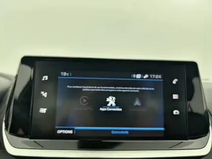 Photo 87 Peugeot 2008  PureTech 100 S&S BVM6