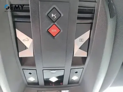 Photo 23 DS DS 7 DS7 Crossback PureTech 180 EAT8