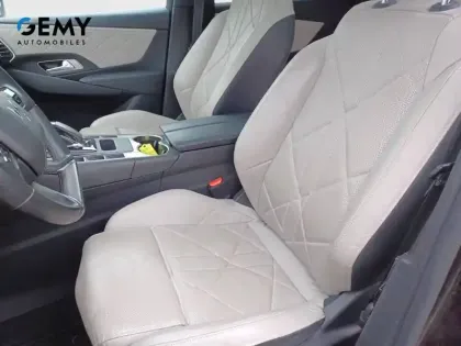 Photo 8 DS DS 7 DS7 Crossback PureTech 180 EAT8