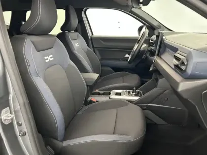 Photo 82 Dacia Duster  Hybrid 140