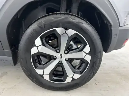 Photo 28 Dacia Duster  Hybrid 140