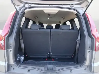 Photo 13 Dacia Jogger  Hybrid 140 7 places GSR2