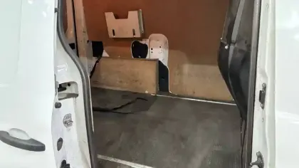 Photo 37 Renault EXPRESS (30) EXPRESS VAN BLUE DCI 95