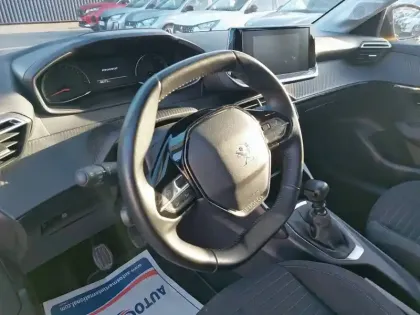 Photo 48 Peugeot 208  BlueHDi 100 S&S BVM6