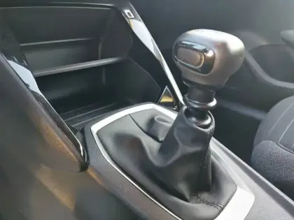 Photo 53 Peugeot 208  BlueHDi 100 S&S BVM6