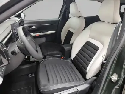 Photo 10 Citroën C3 Aircross  Hybride 145 e-DCS6