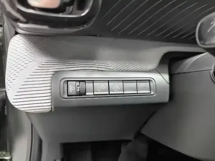 Photo 18 Citroën C3 Aircross  Hybride 145 e-DCS6