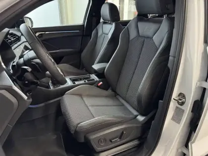 Photo 5 Audi Q3  Sportback 35 TFSI 150 ch S tronic 7