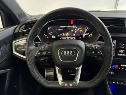 Photo 17 Audi Q3  Sportback 35 TFSI 150 ch S tronic 7