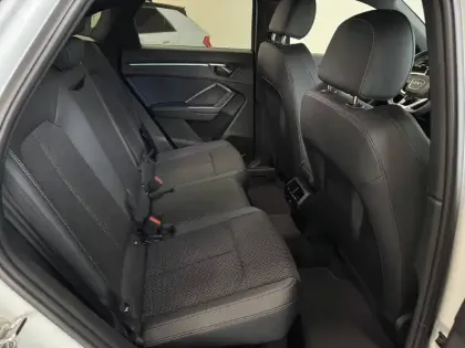 Photo 13 Audi Q3  Sportback 35 TFSI 150 ch S tronic 7