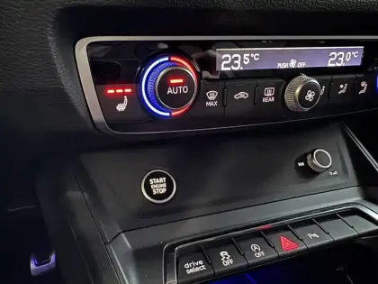 Photo 16 Audi Q3  Sportback 35 TFSI 150 ch S tronic 7