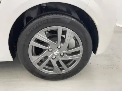 Photo 15 Peugeot 208 Gén. II Ph1 NG Style 5