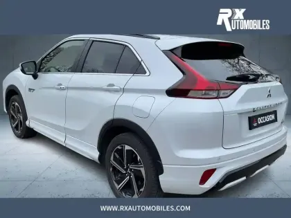 Photo 23 Mitsubishi Eclipse  Cross 2.4 MIVEC PHEV Twin Motor 4WD