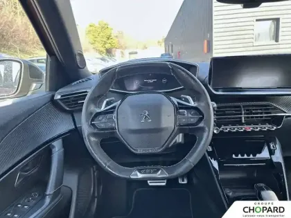 Photo 33 Peugeot 2008  PureTech 130 S&S EAT8