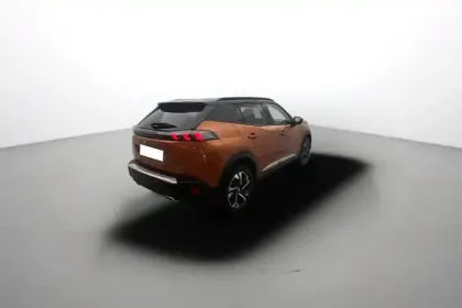 Photo 101 Peugeot 2008  PureTech 130 S&S EAT8