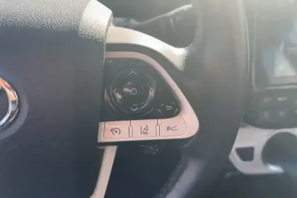 Photo 12 Toyota Prius  Hybride Rechargeable