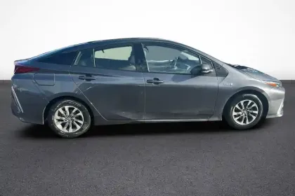 Photo 23 Toyota Prius  Hybride Rechargeable